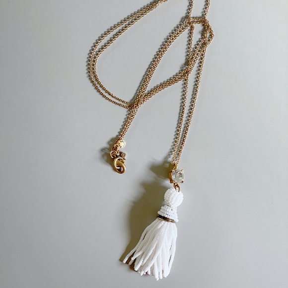Ann Taylor tassel necklace - Picture 1 of 2